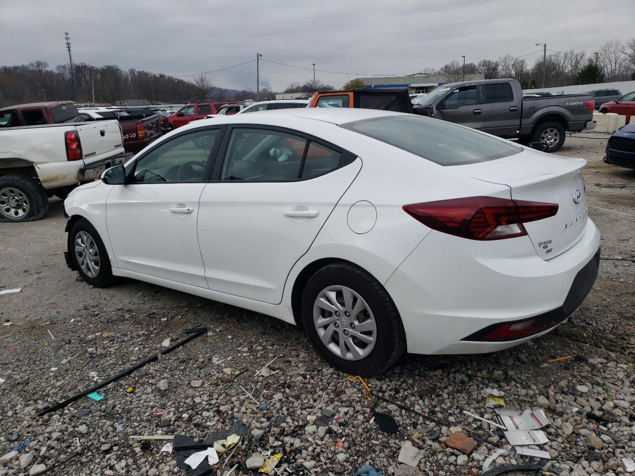 2019 HYUNDAI ELANTRA SE - Фото 2