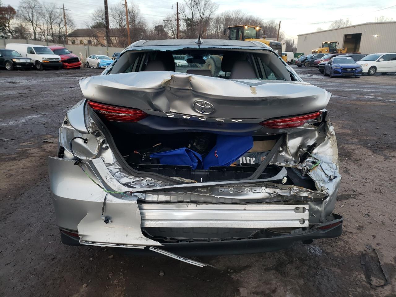 2020 TOYOTA CAMRY LE - Фото 6