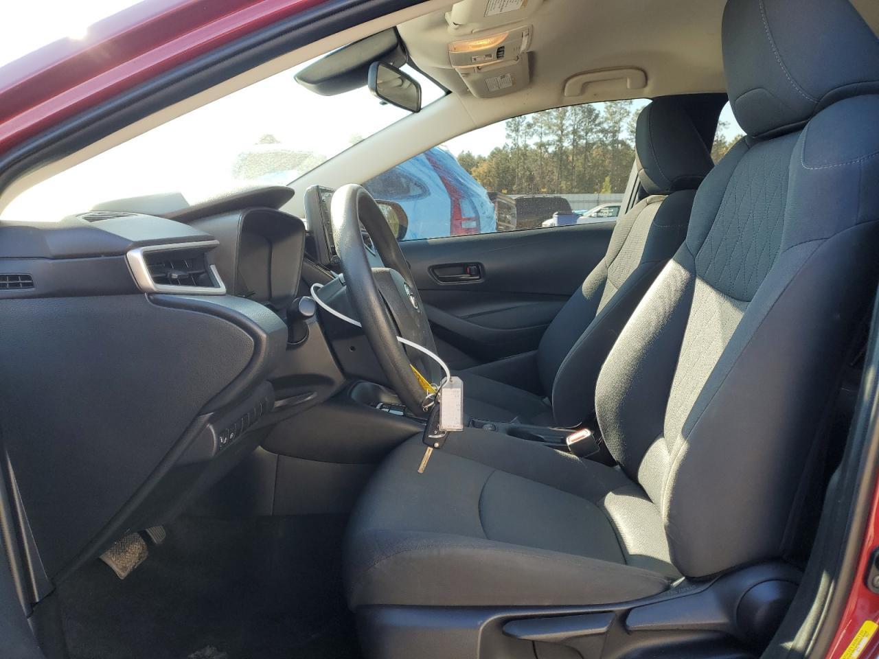 2022 TOYOTA COROLLA LE - Фото 7