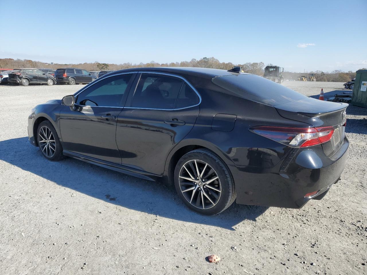 2021 TOYOTA CAMRY SE - Image 2