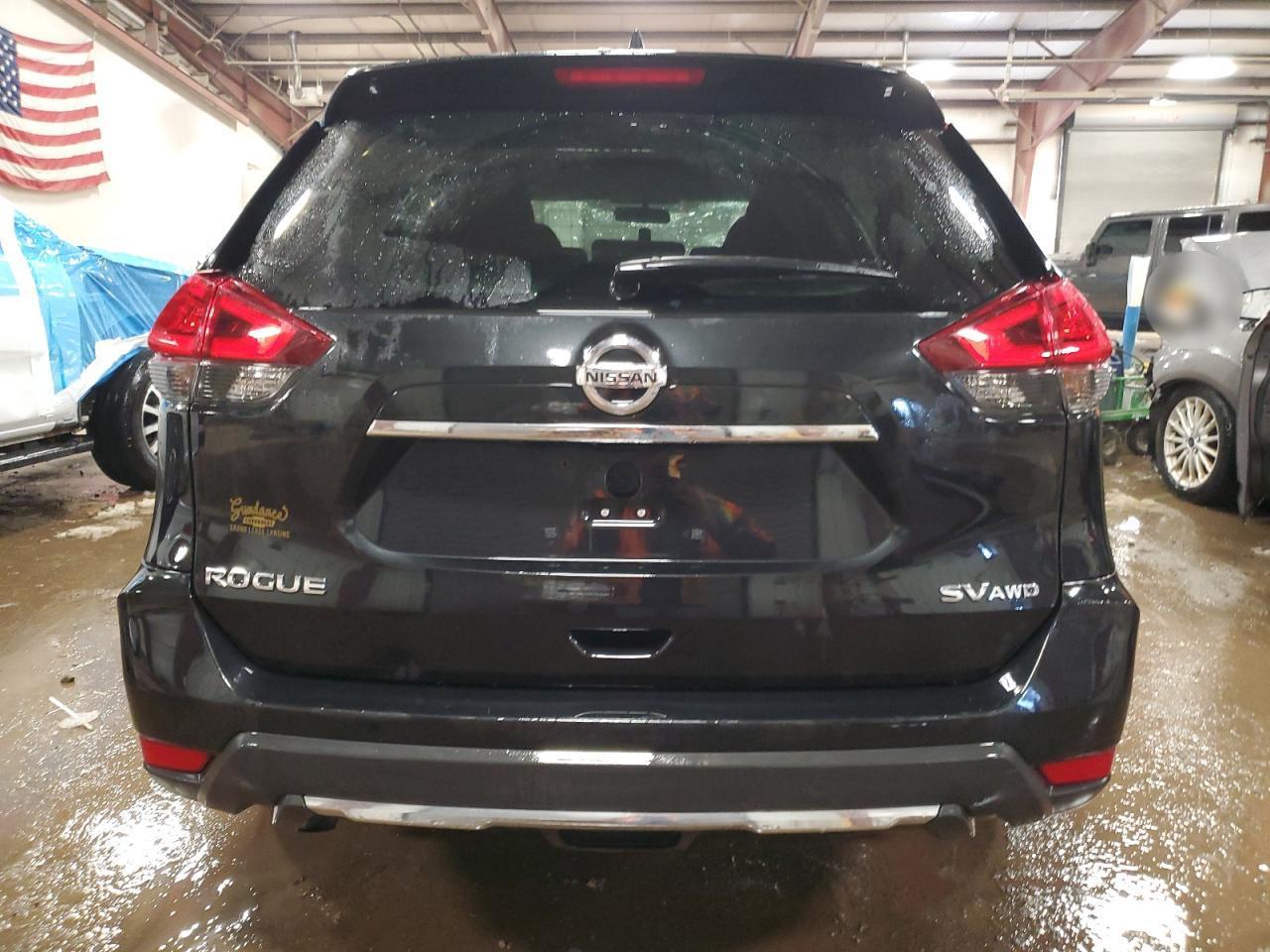 2017 NISSAN ROGUE SV - Image 5