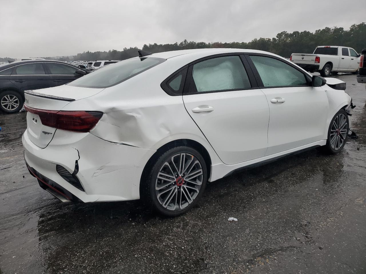 2024 KIA FORTE GT - Фото 3