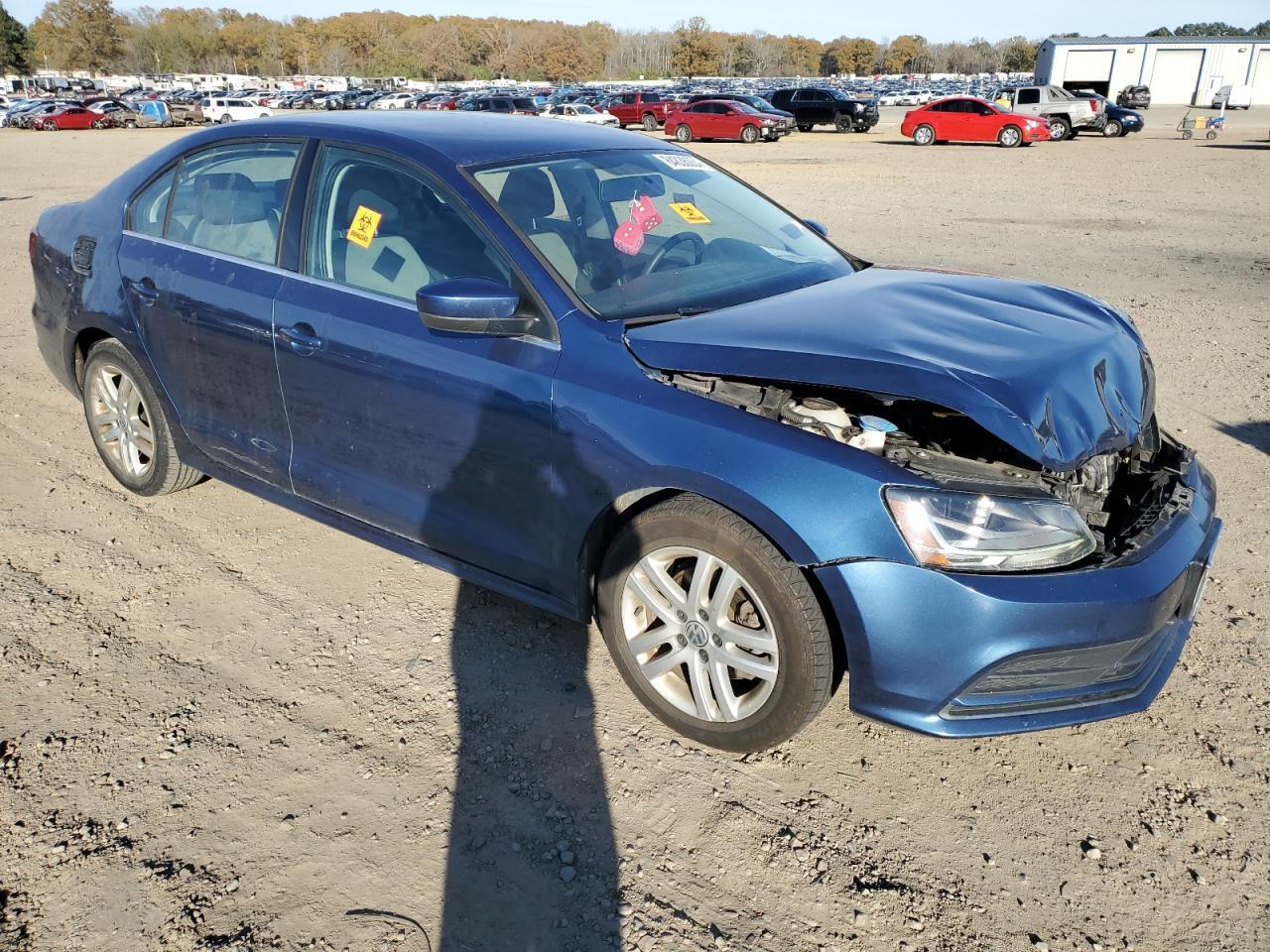 2017 VOLKSWAGEN JETTA S - Image 4