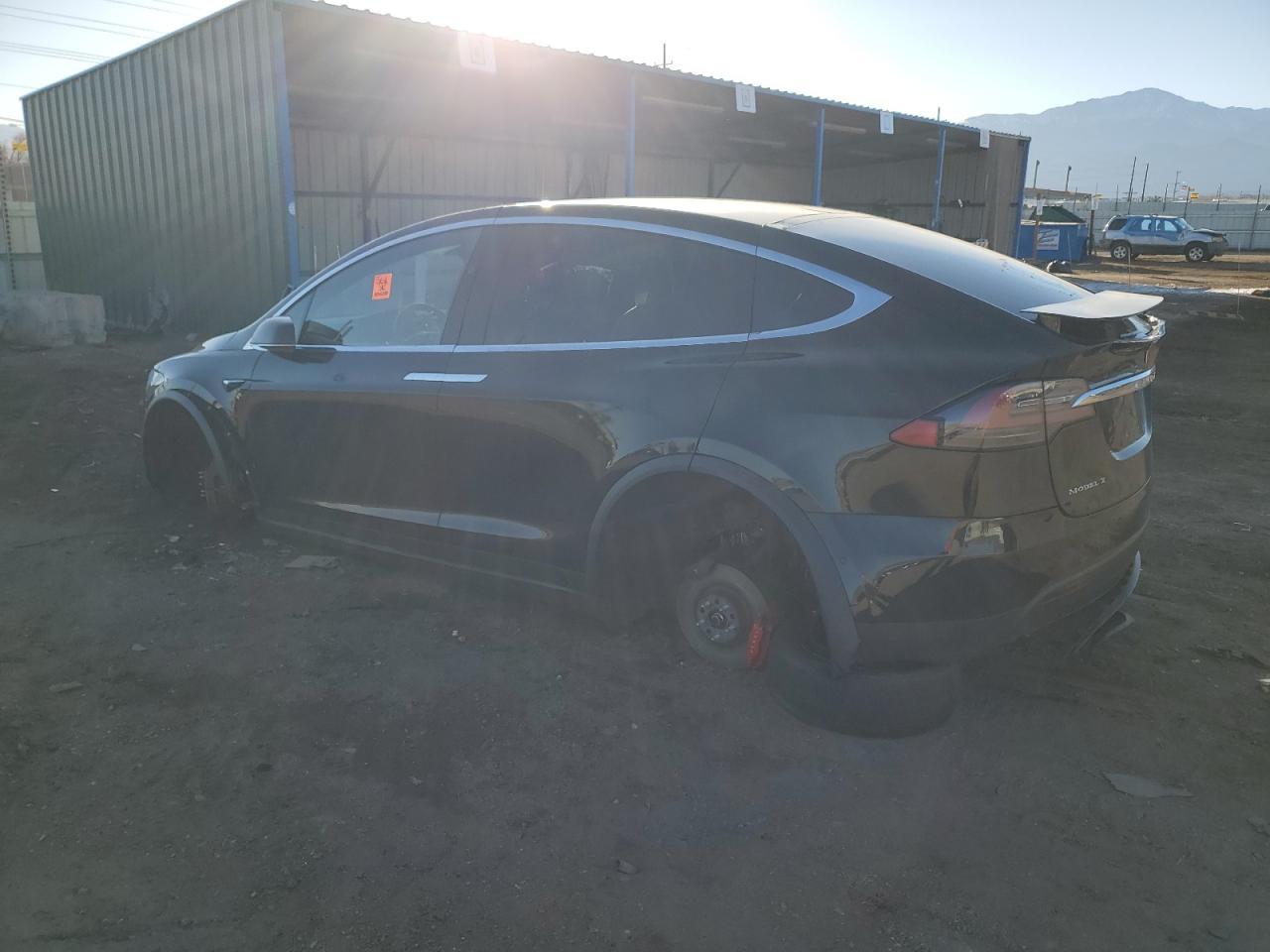 2018 TESLA MODEL X - Фото 2