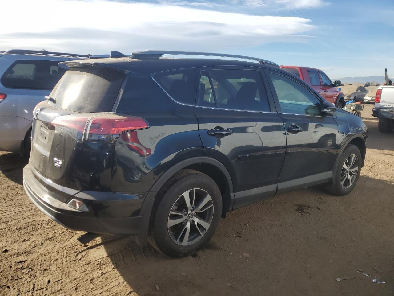 2017 TOYOTA RAV4 XLE - Image 3