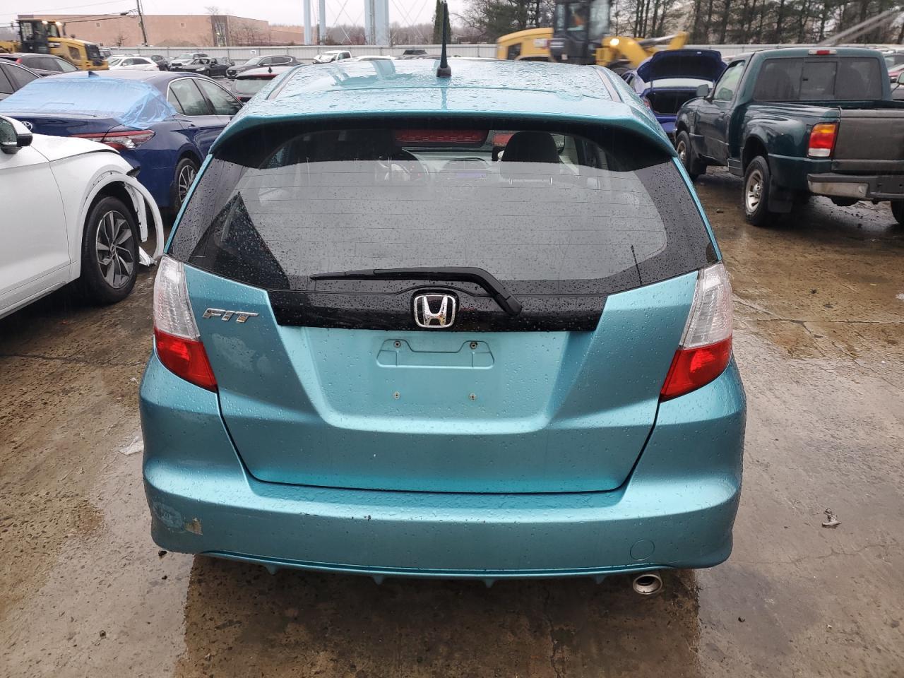 2013 HONDA FIT SPORT - Image 6