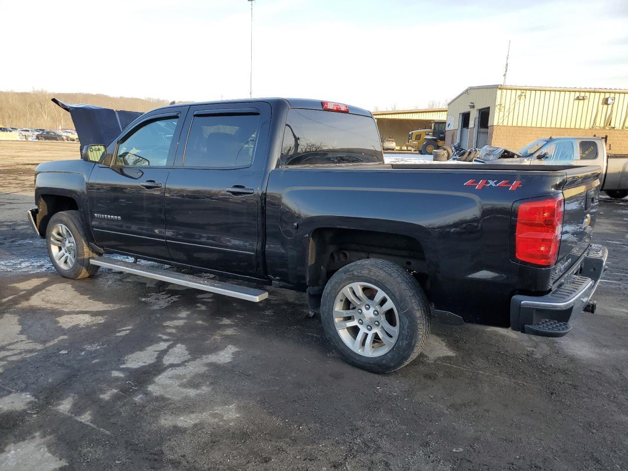 2018 CHEVROLET SILVERADO - Image 2