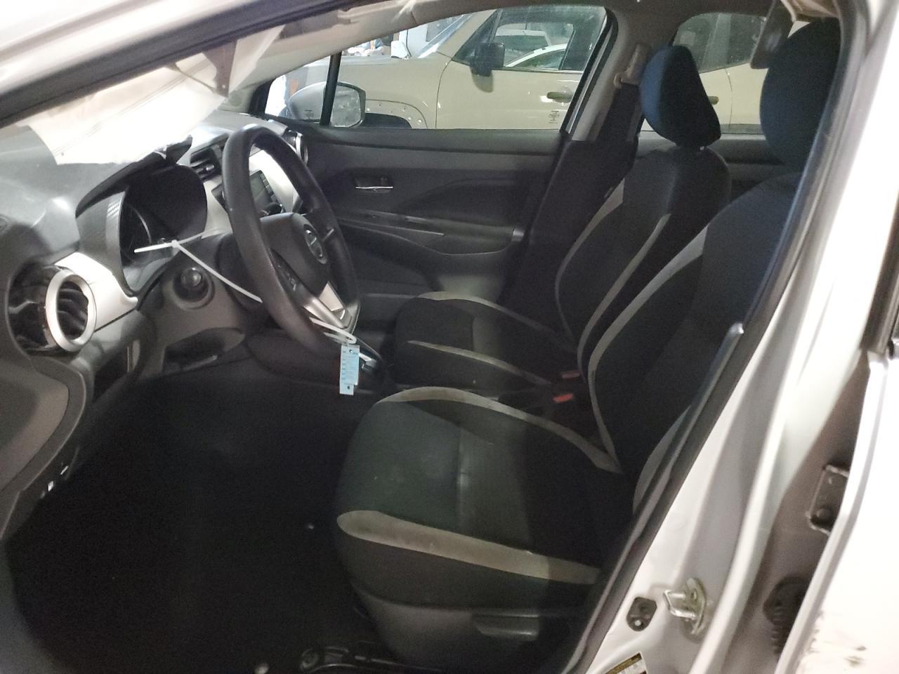 2021 NISSAN VERSA SV - Фото 7