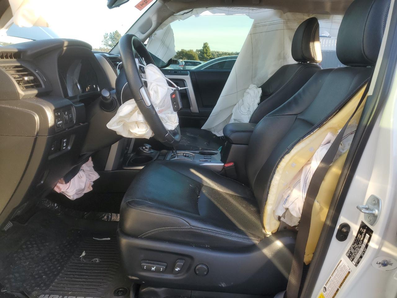 2020 TOYOTA 4RUNNER SR - Фото 7