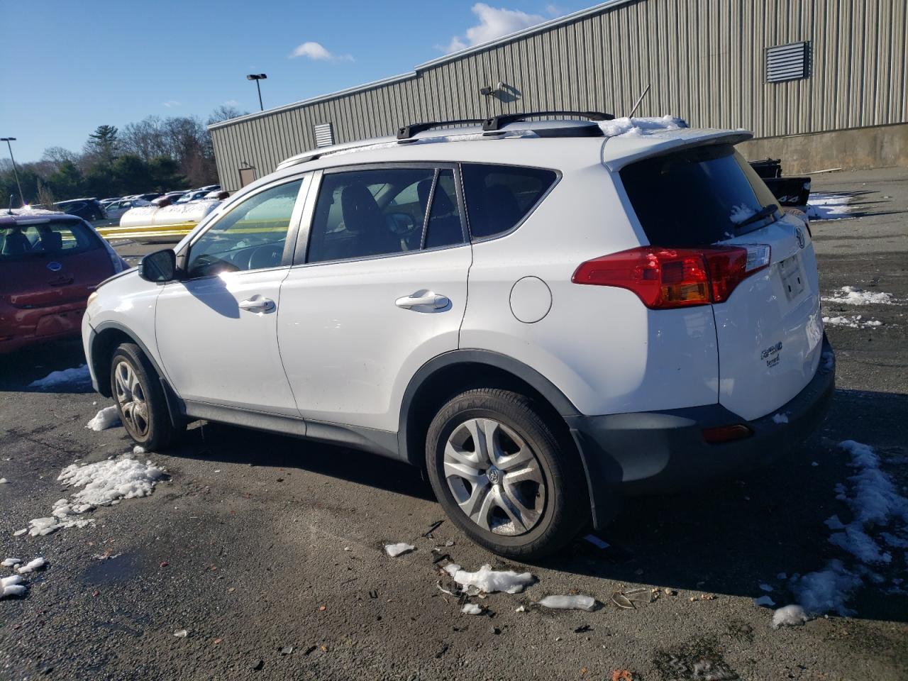 2015 TOYOTA RAV4 LE - Фото 2