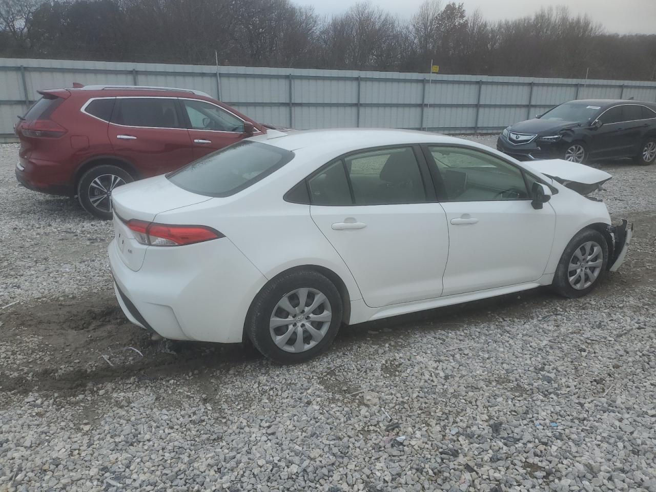 2021 TOYOTA COROLLA LE - Фото 3