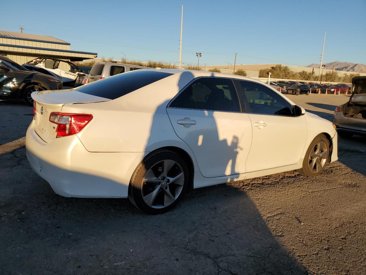 2012 TOYOTA CAMRY BASE - Фото 3