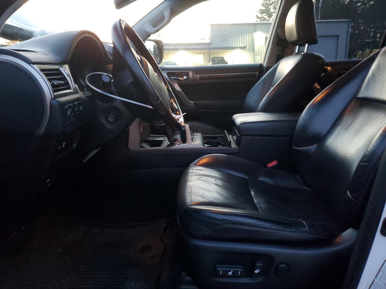 2017 LEXUS GX 460 - Image 7