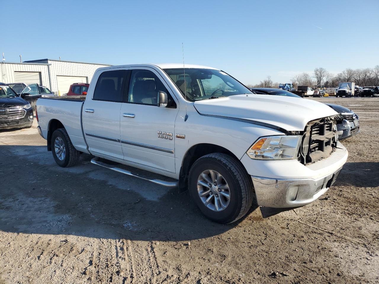 2014 RAM 1500 SLT - Image 4