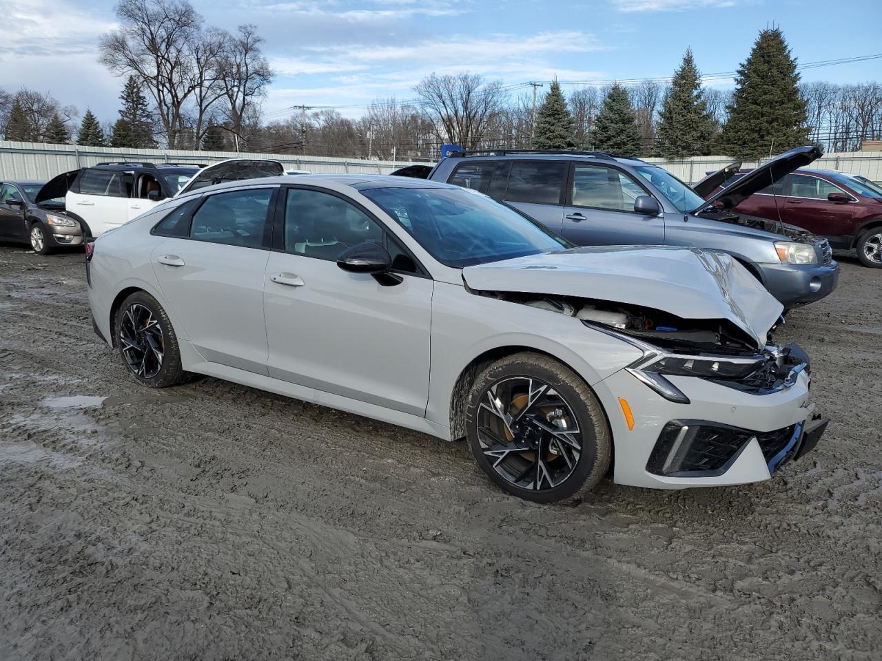 2025 KIA K5 GT LINE - Image 4