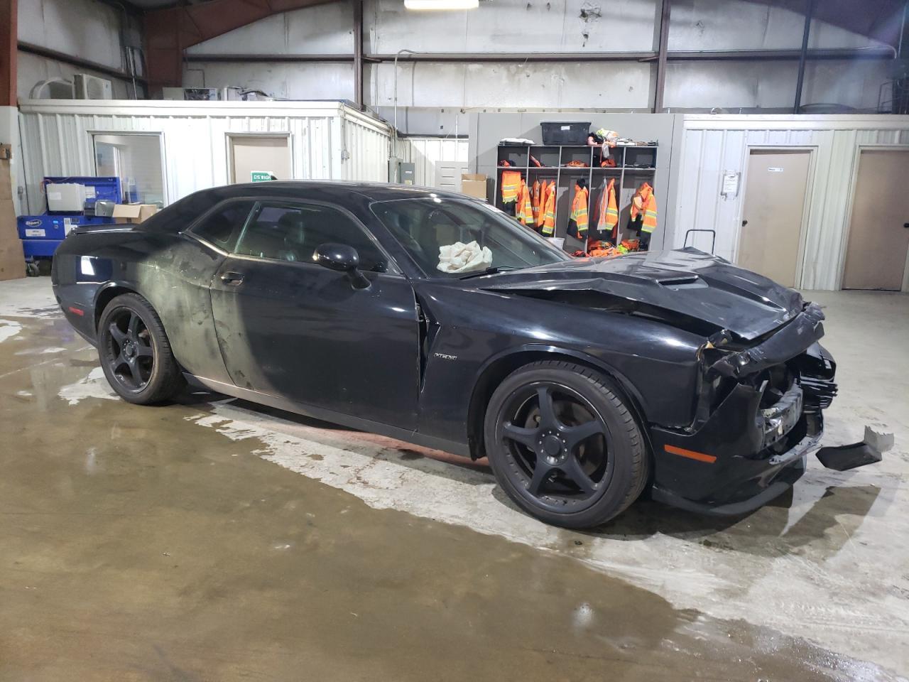 2017 DODGE CHALLENGER - Фото 4