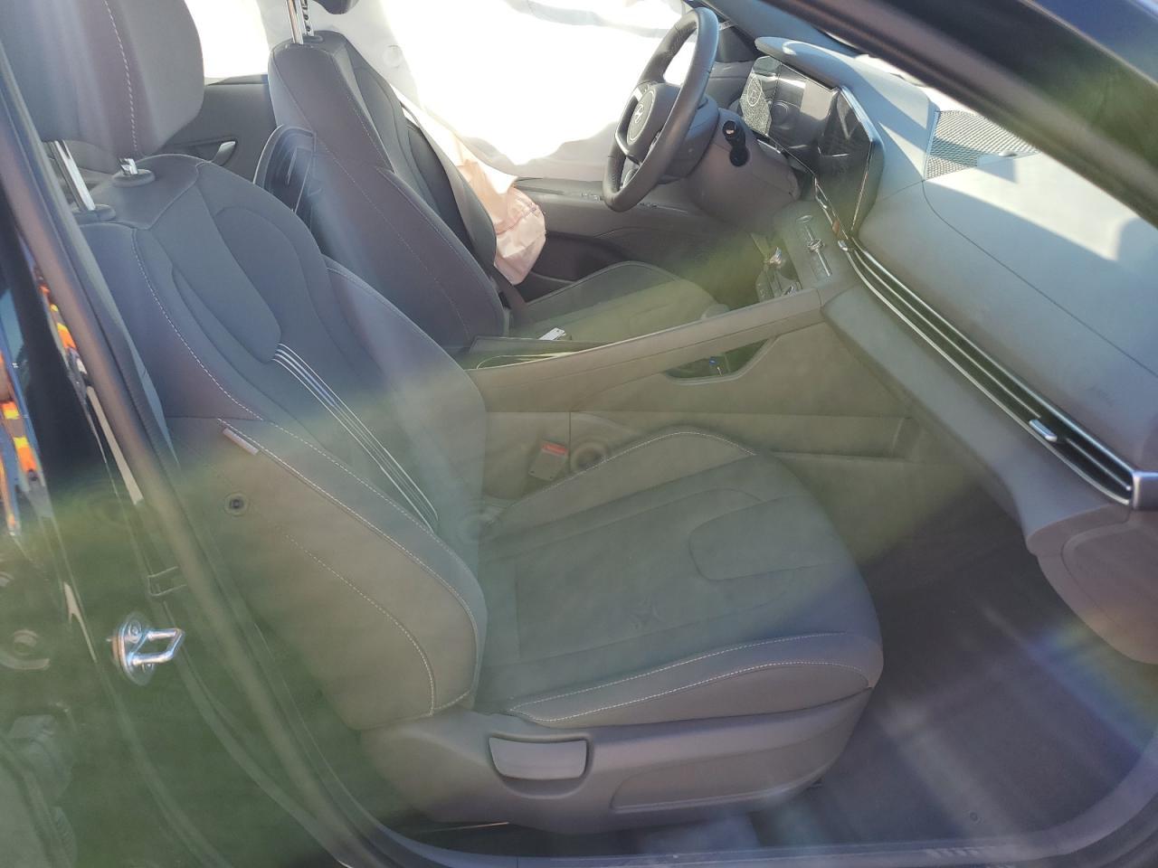 2023 HYUNDAI ELANTRA SE - Image 7