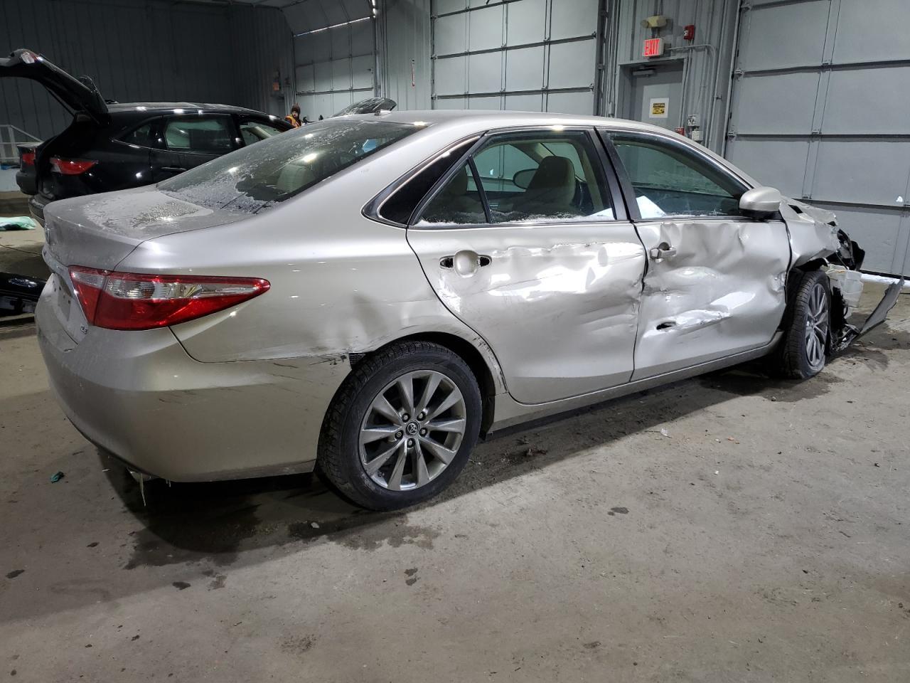 2017 TOYOTA CAMRY LE - Image 3