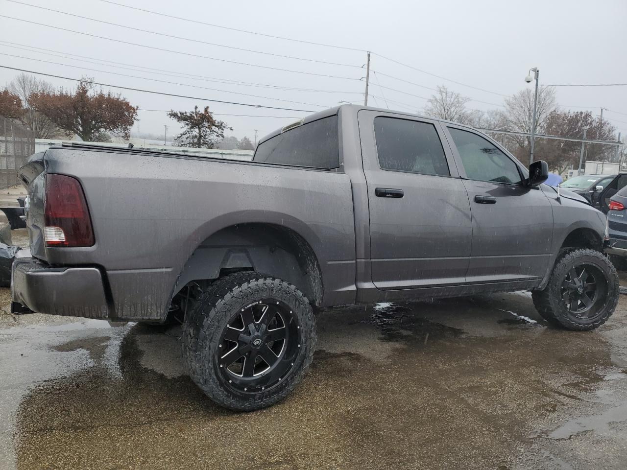 2014 RAM 1500 ST - Фото 3