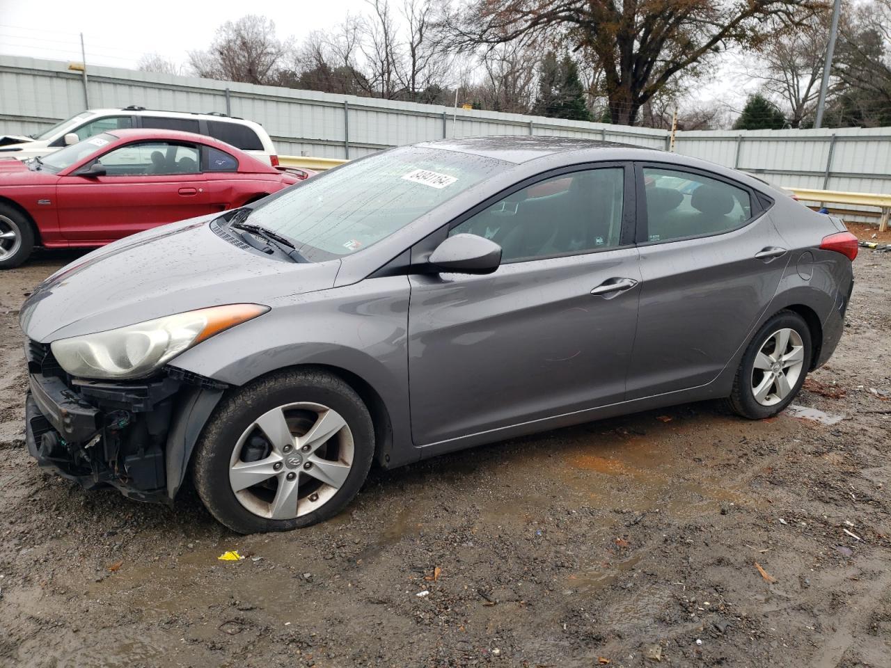 2013 HYUNDAI ELANTRA GL