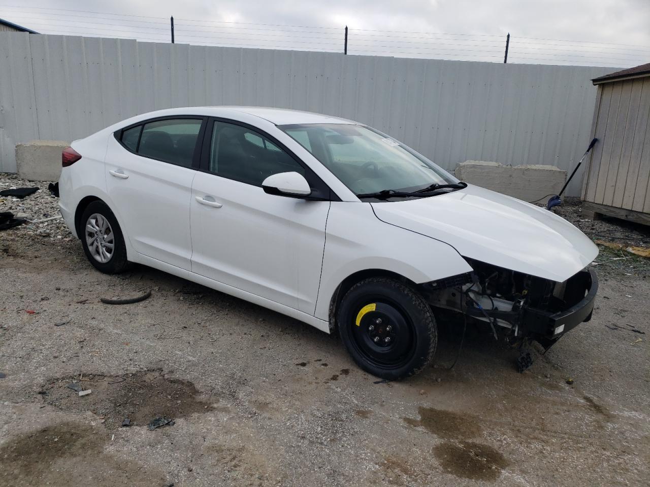 2019 HYUNDAI ELANTRA SE - Фото 4