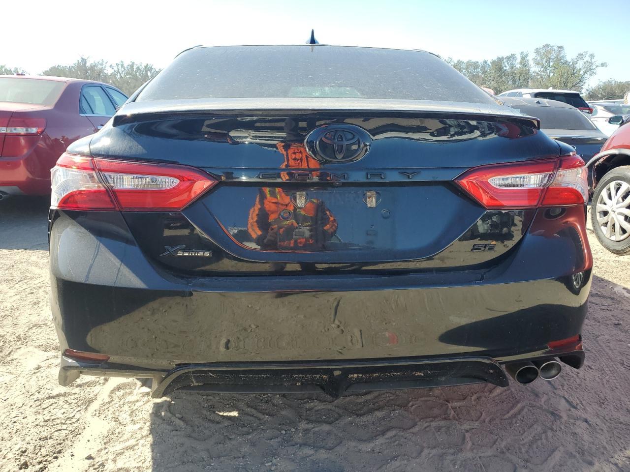 2020 TOYOTA CAMRY SE - Image 6