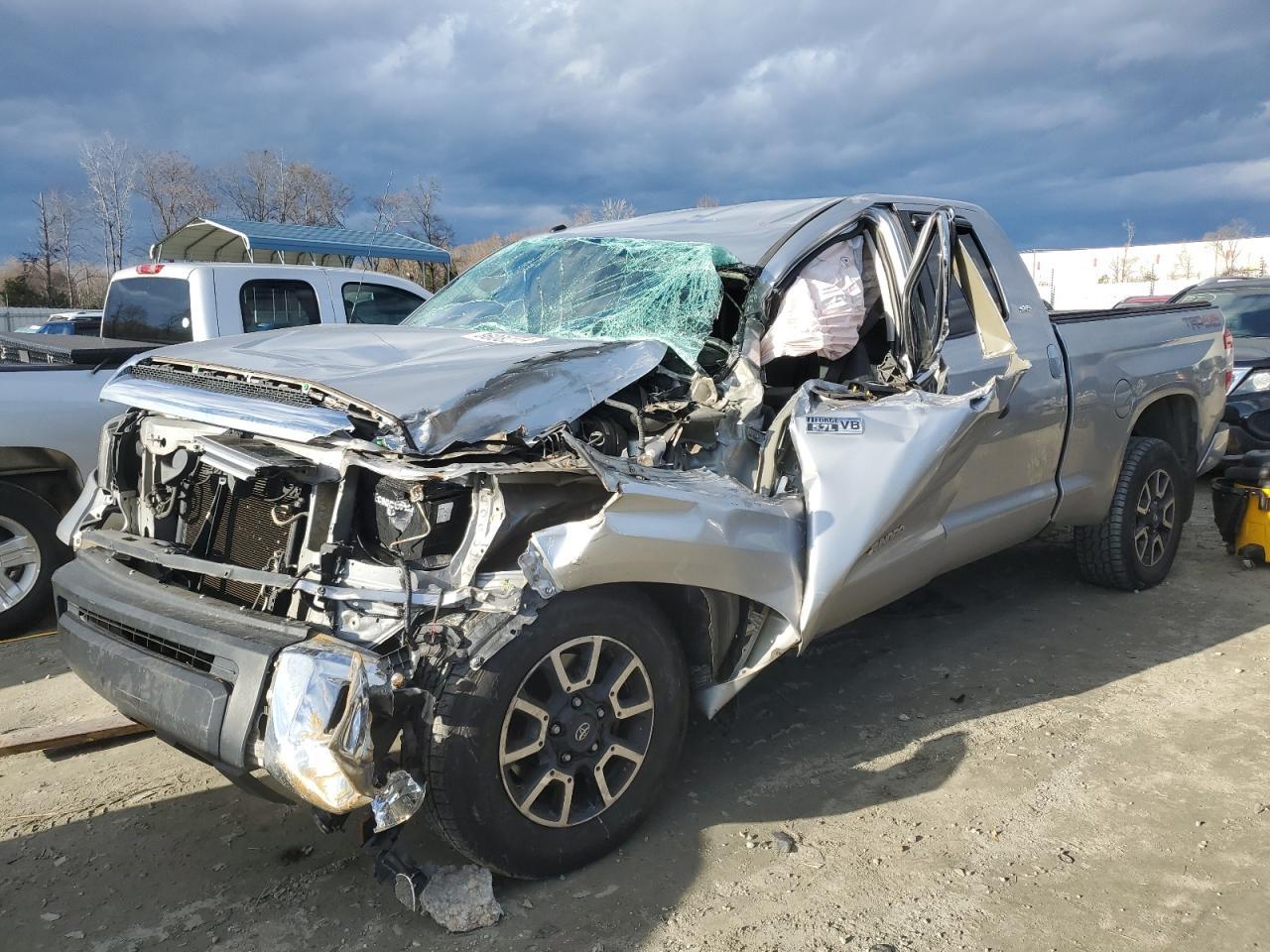 2014 TOYOTA TUNDRA DOU