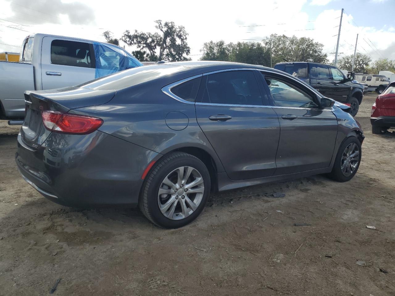 2015 CHRYSLER 200 LIMITE - Image 3