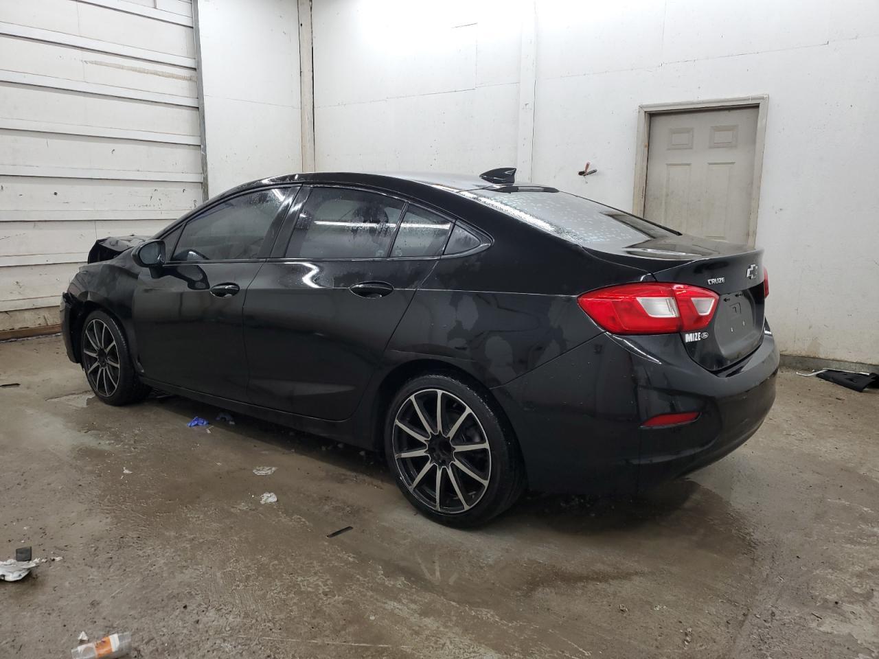 2017 CHEVROLET CRUZE LS - Image 2