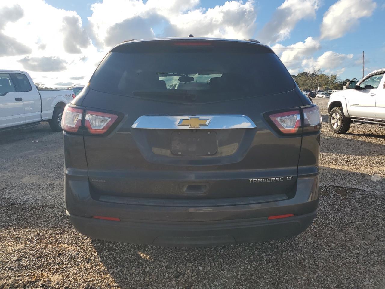 2015 CHEVROLET TRAVERSE L - Фото 6