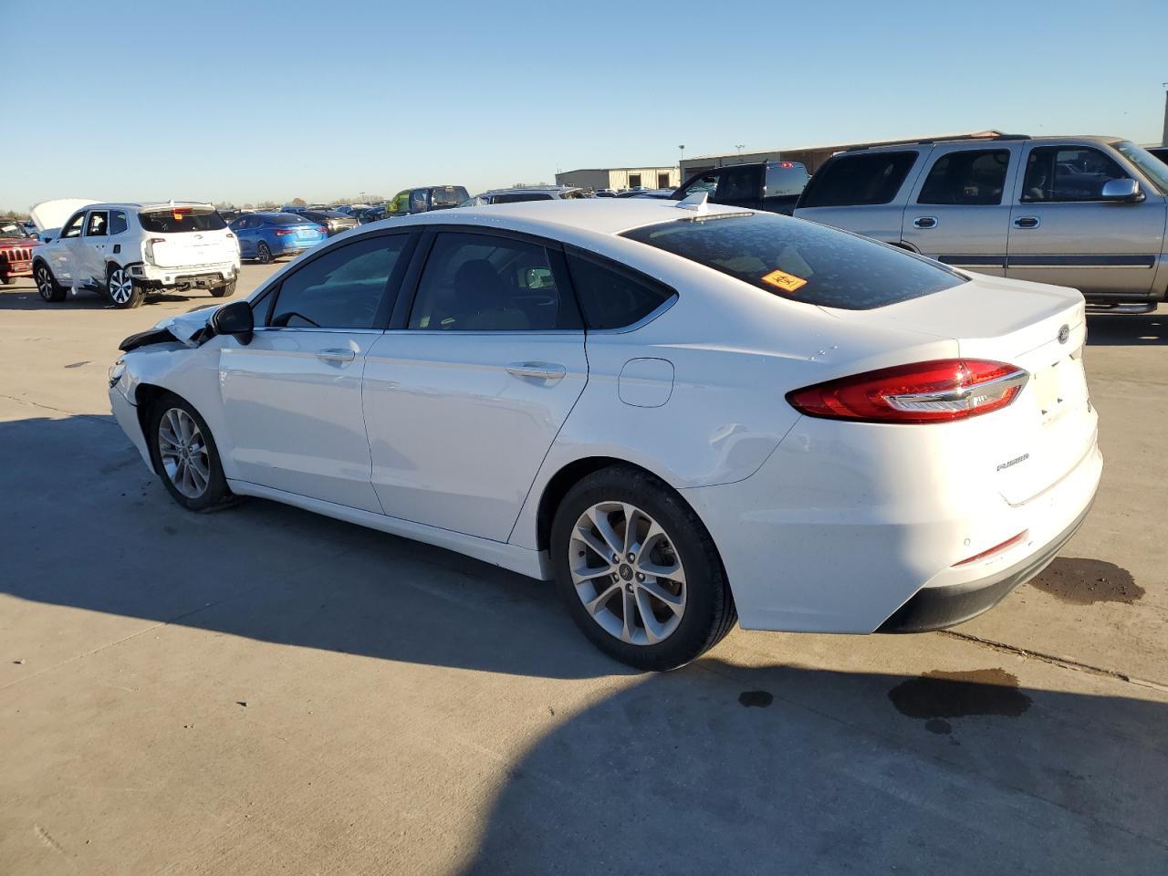 2020 FORD FUSION SE - Image 2