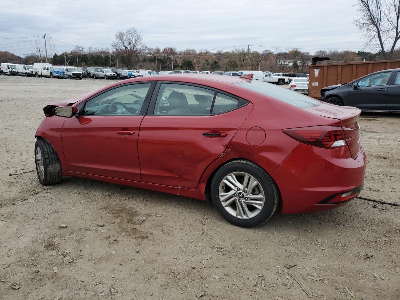 2019 HYUNDAI ELANTRA SE - Фото 2