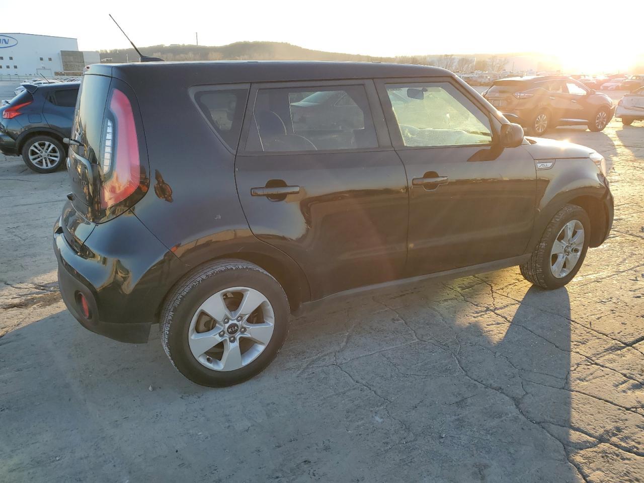 2019 KIA SOUL - Фото 3