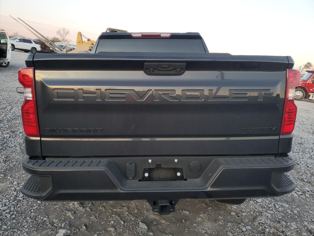 2023 CHEVROLET SILVERADO - Image 6