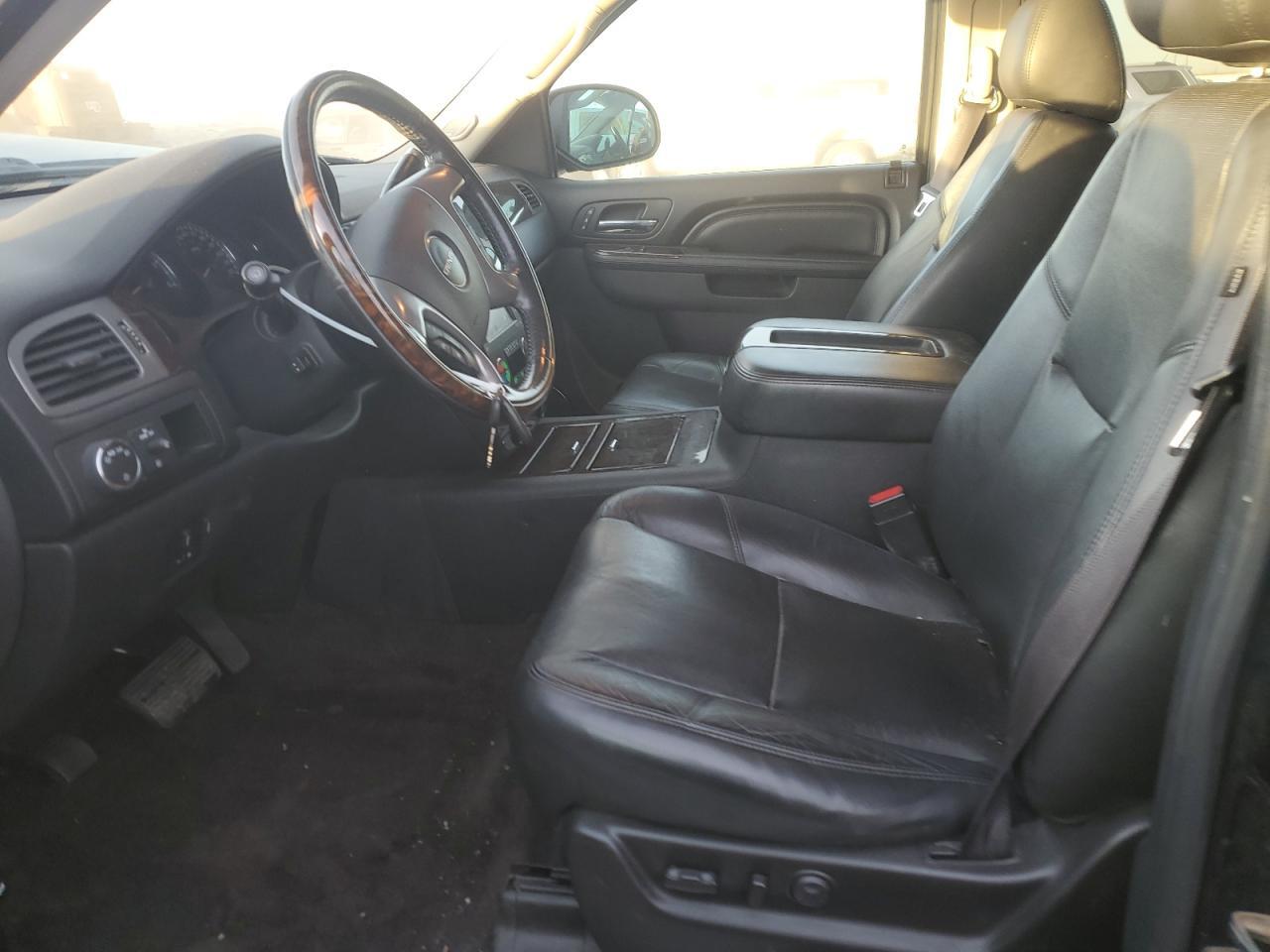 2012 GMC YUKON XL D - Фото 7