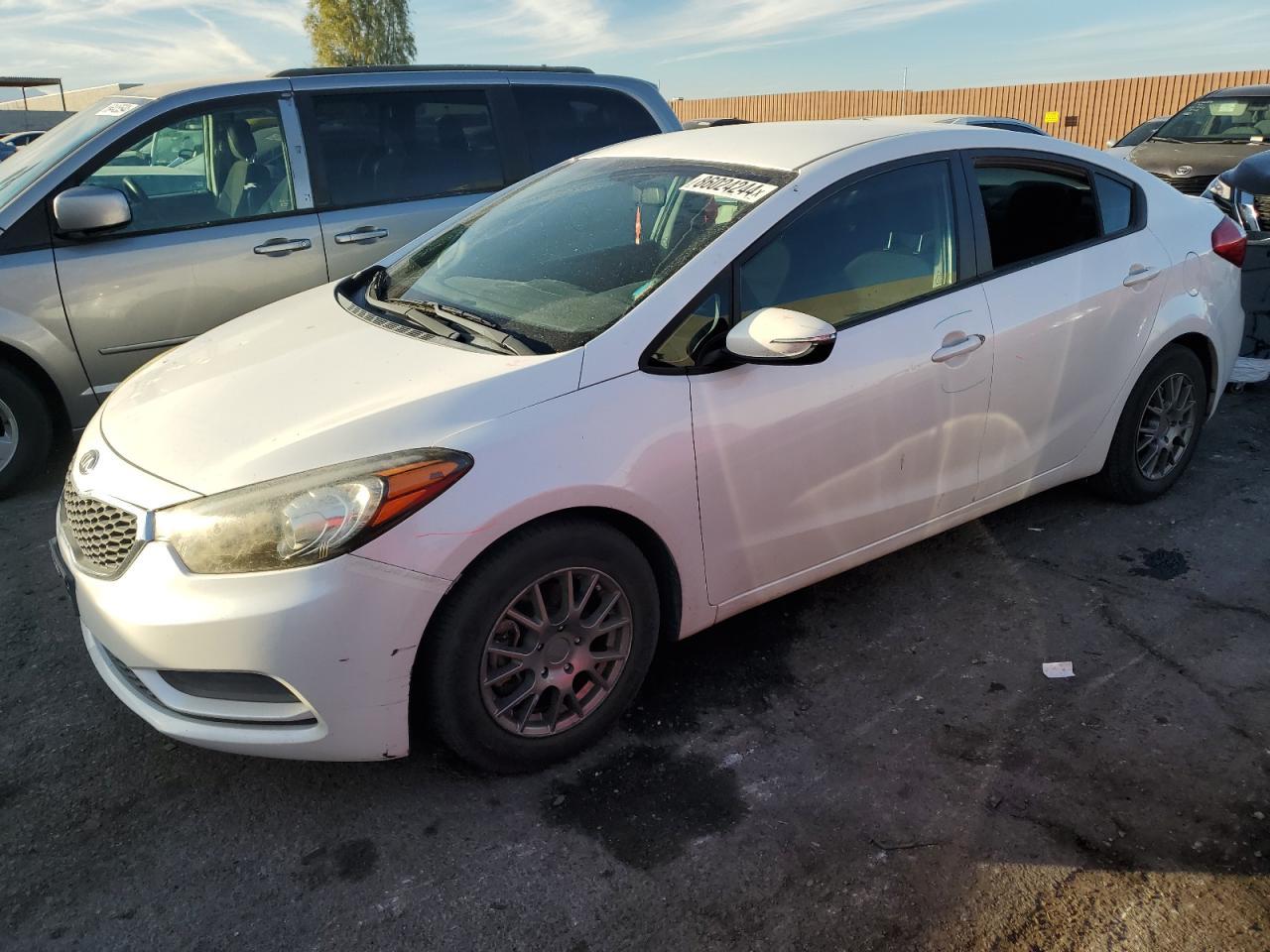 2015 KIA FORTE LX