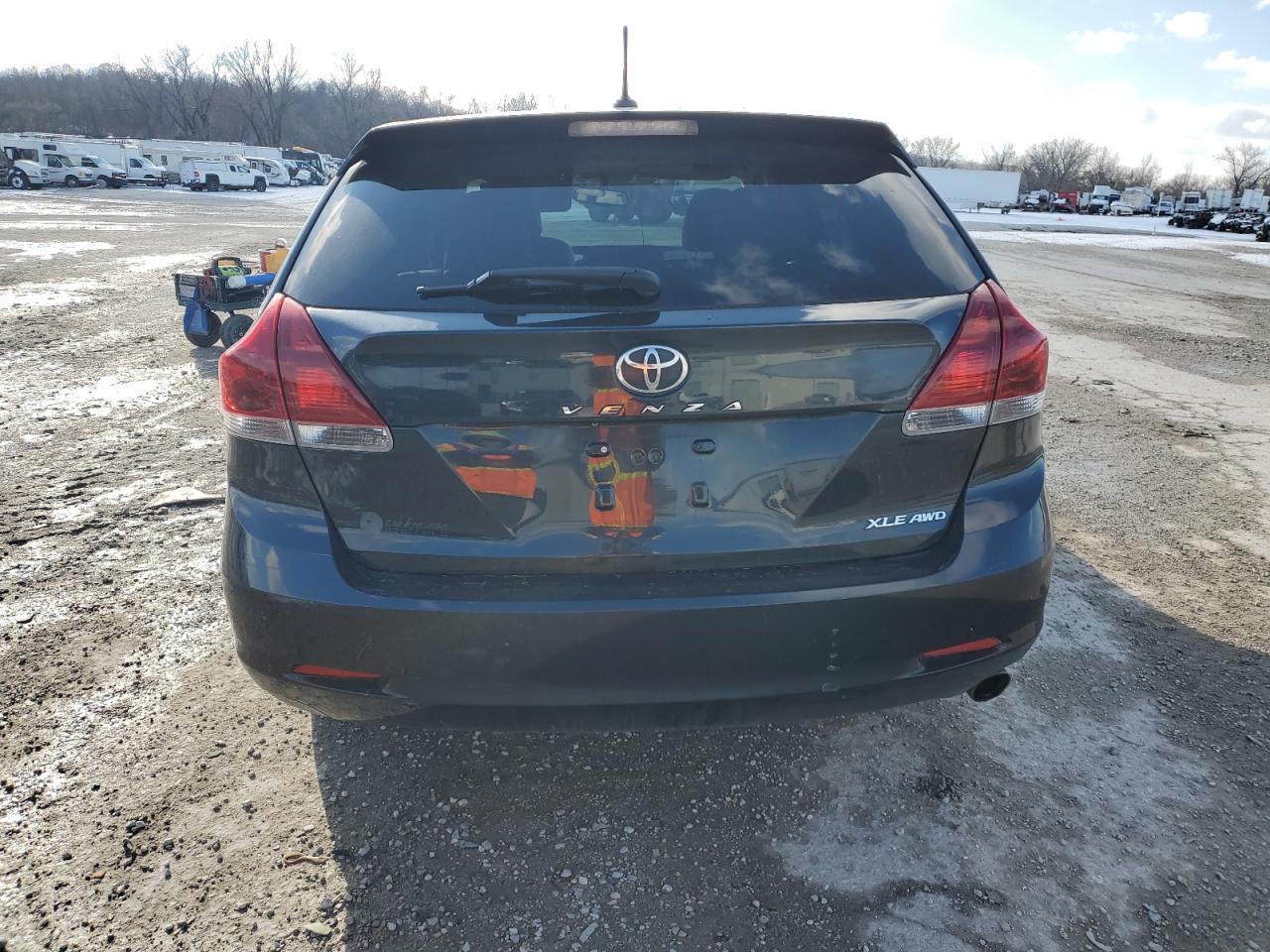 2013 TOYOTA VENZA LE - Фото 6