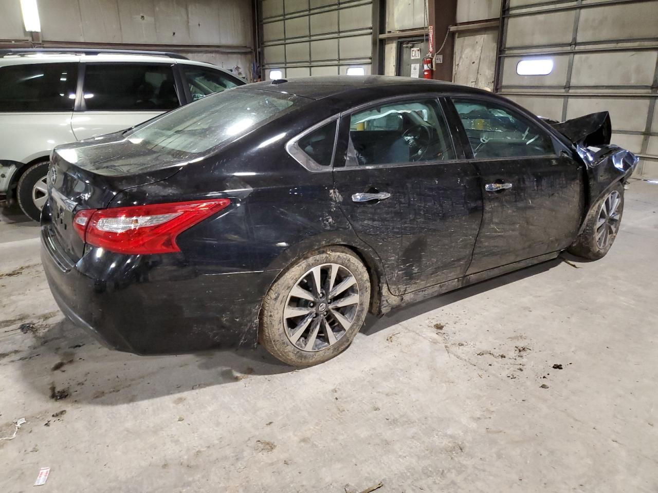 2016 NISSAN ALTIMA 2.5 - Фото 3