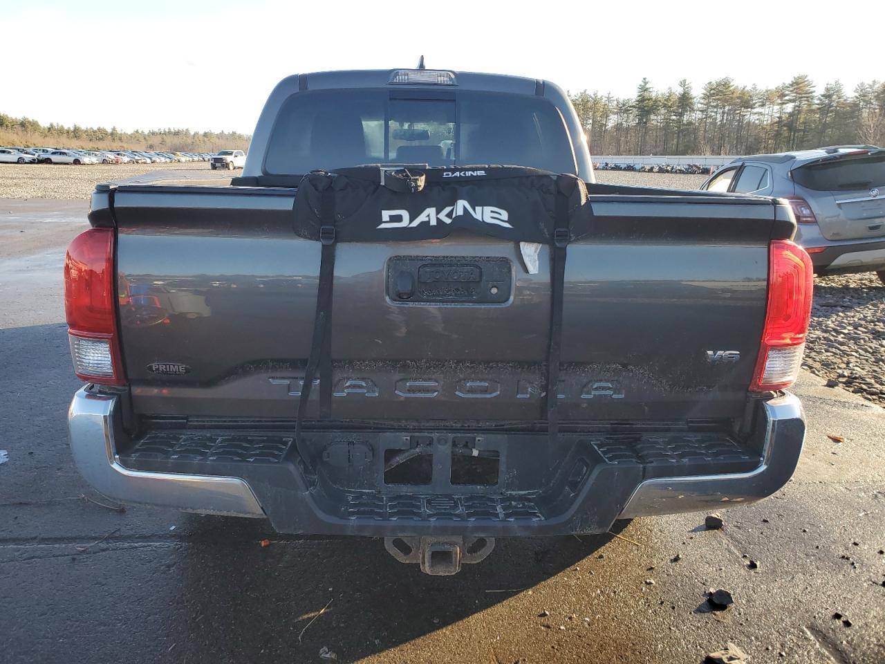 2017 TOYOTA TACOMA DOU - Image 6