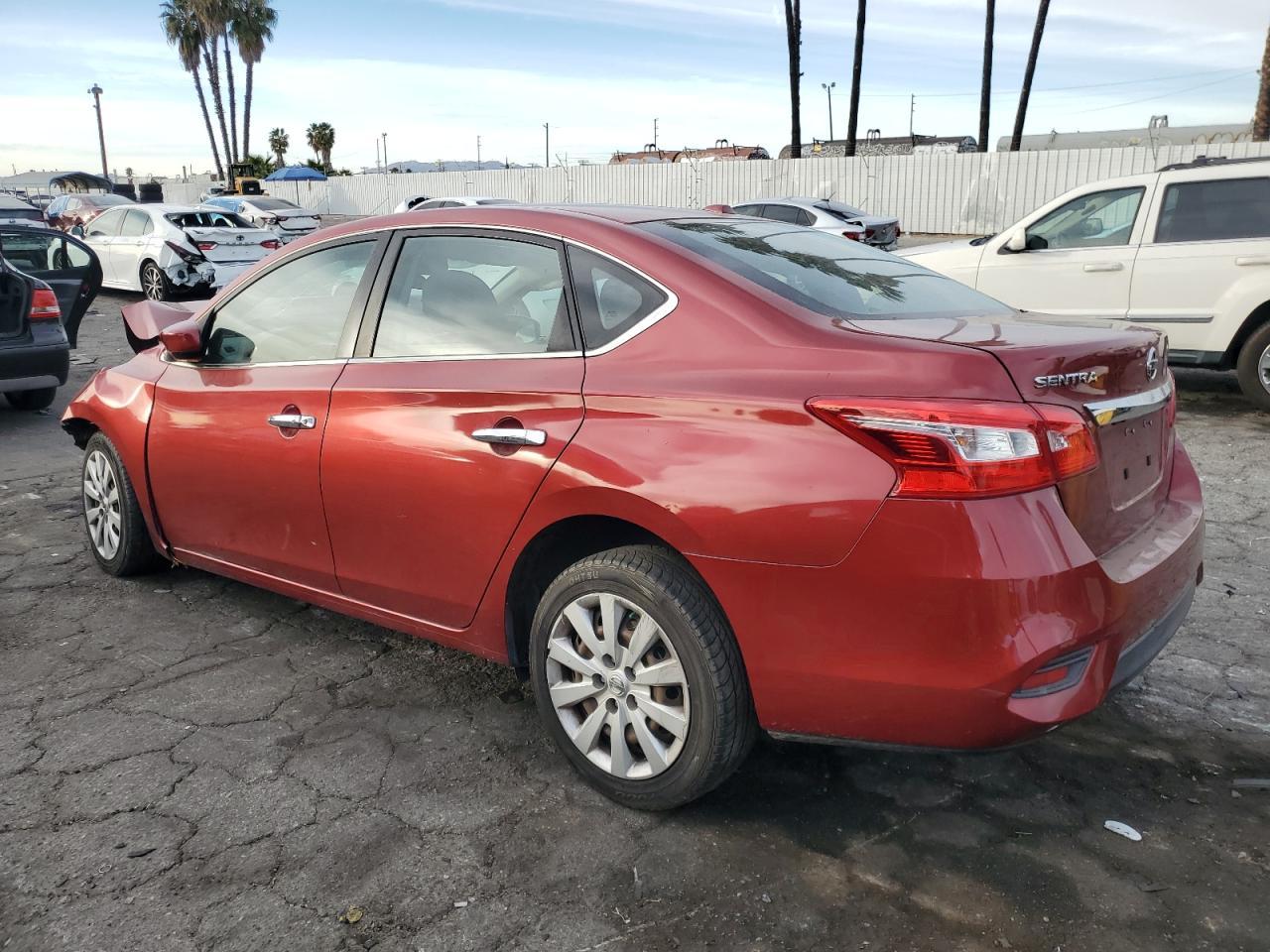 2016 NISSAN SENTRA S - Фото 2