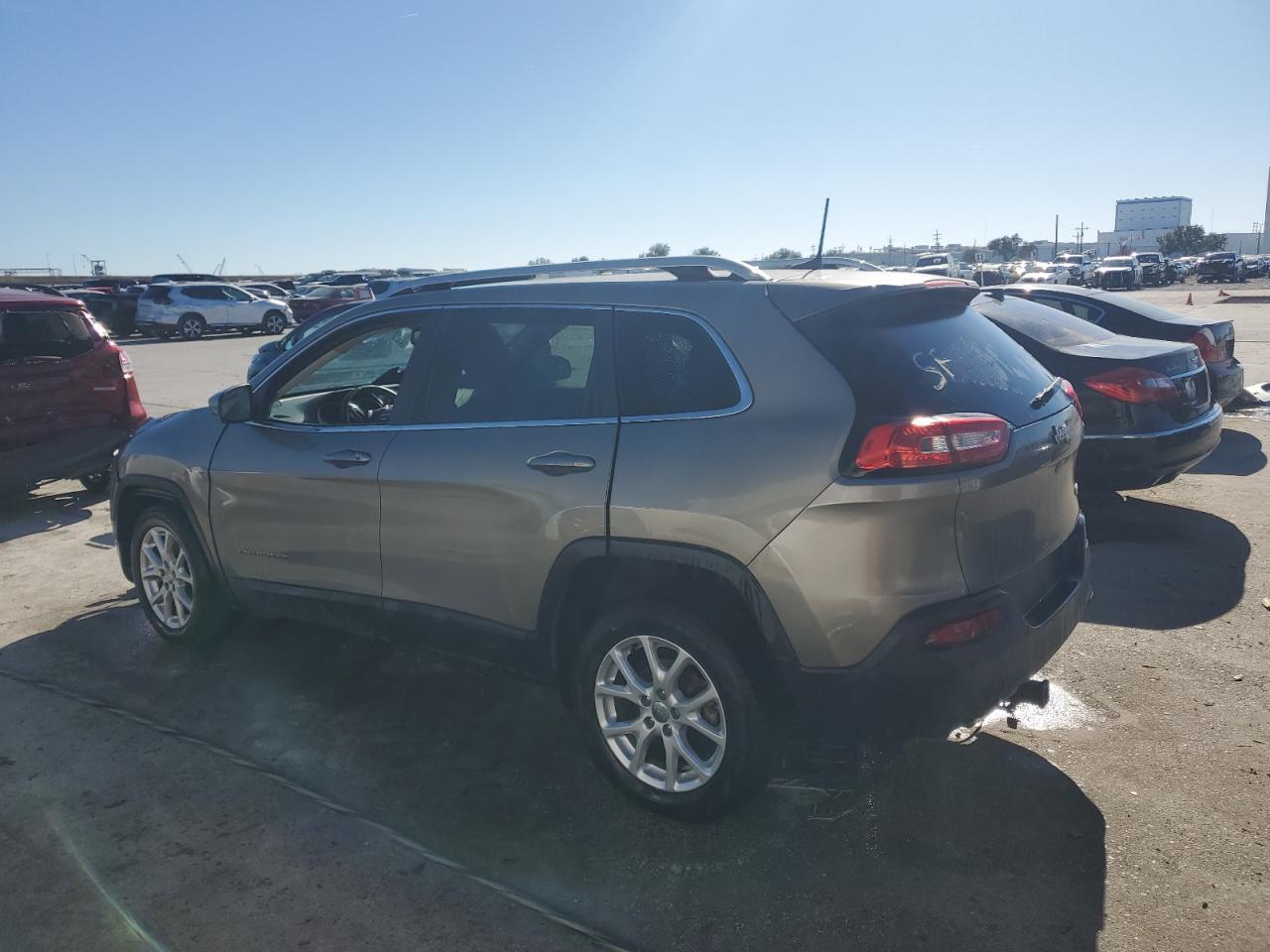 2017 JEEP CHEROKEE L - Image 2