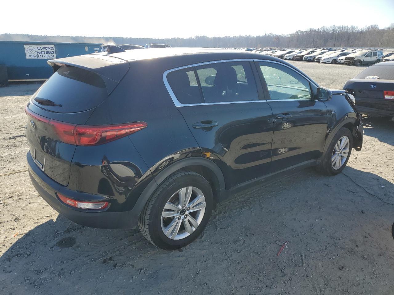 2017 KIA SPORTAGE L - Image 3