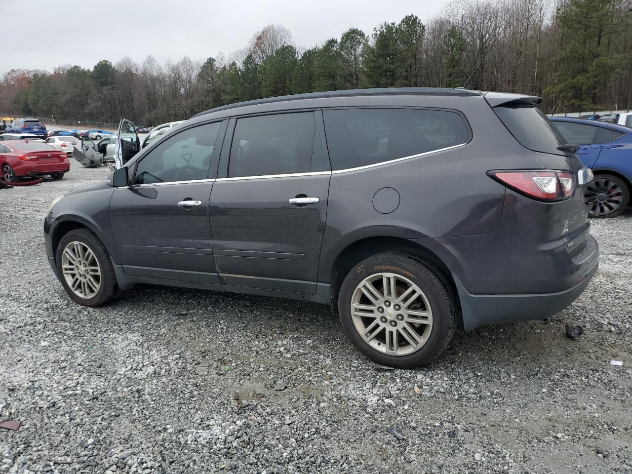 2015 CHEVROLET TRAVERSE L - Фото 2