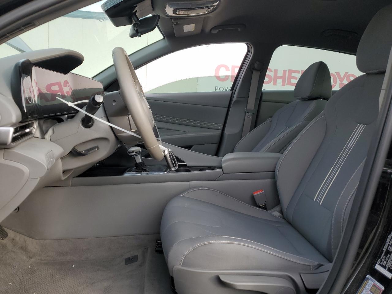 2023 HYUNDAI ELANTRA SE - Фото 7