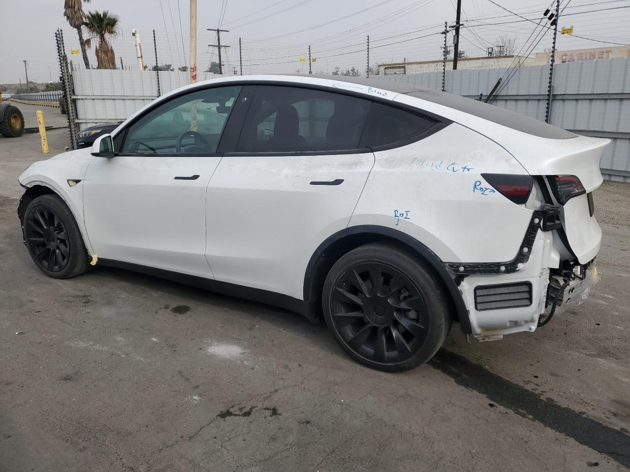 2022 TESLA MODEL Y - Image 2