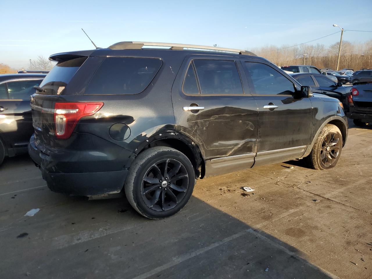 2013 FORD EXPLORER X - Фото 3