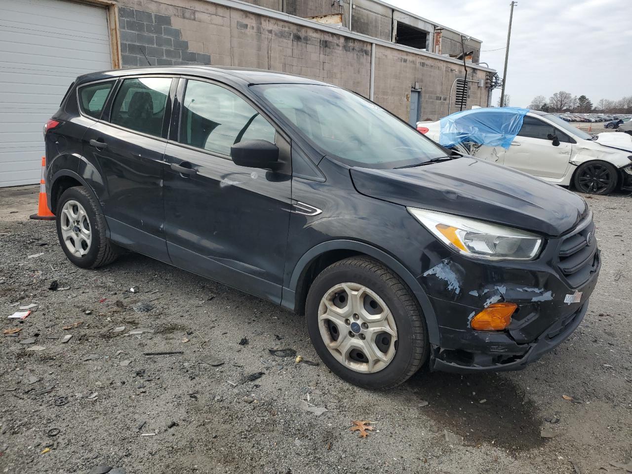 2017 FORD ESCAPE S - Image 4