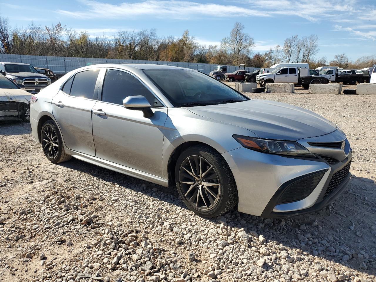 2021 TOYOTA CAMRY SE - Image 4