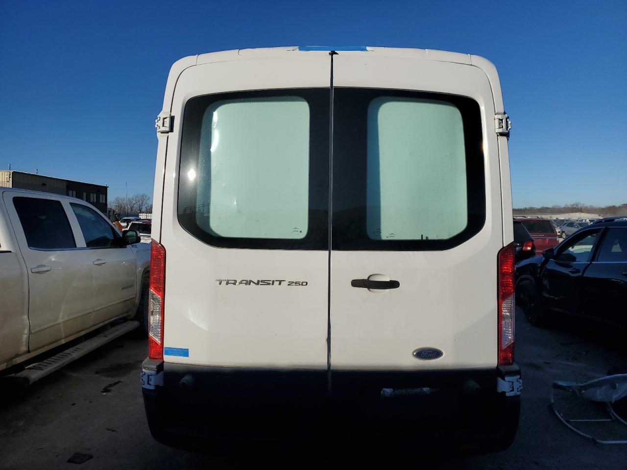 2015 FORD TRANSIT T- - Фото 6