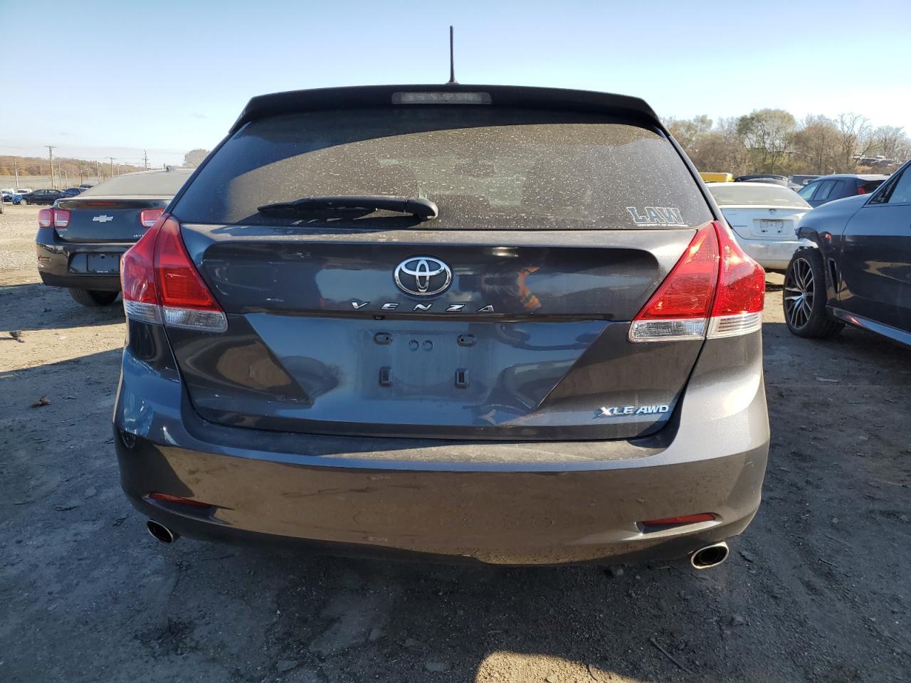 2012 TOYOTA VENZA LE - Image 6